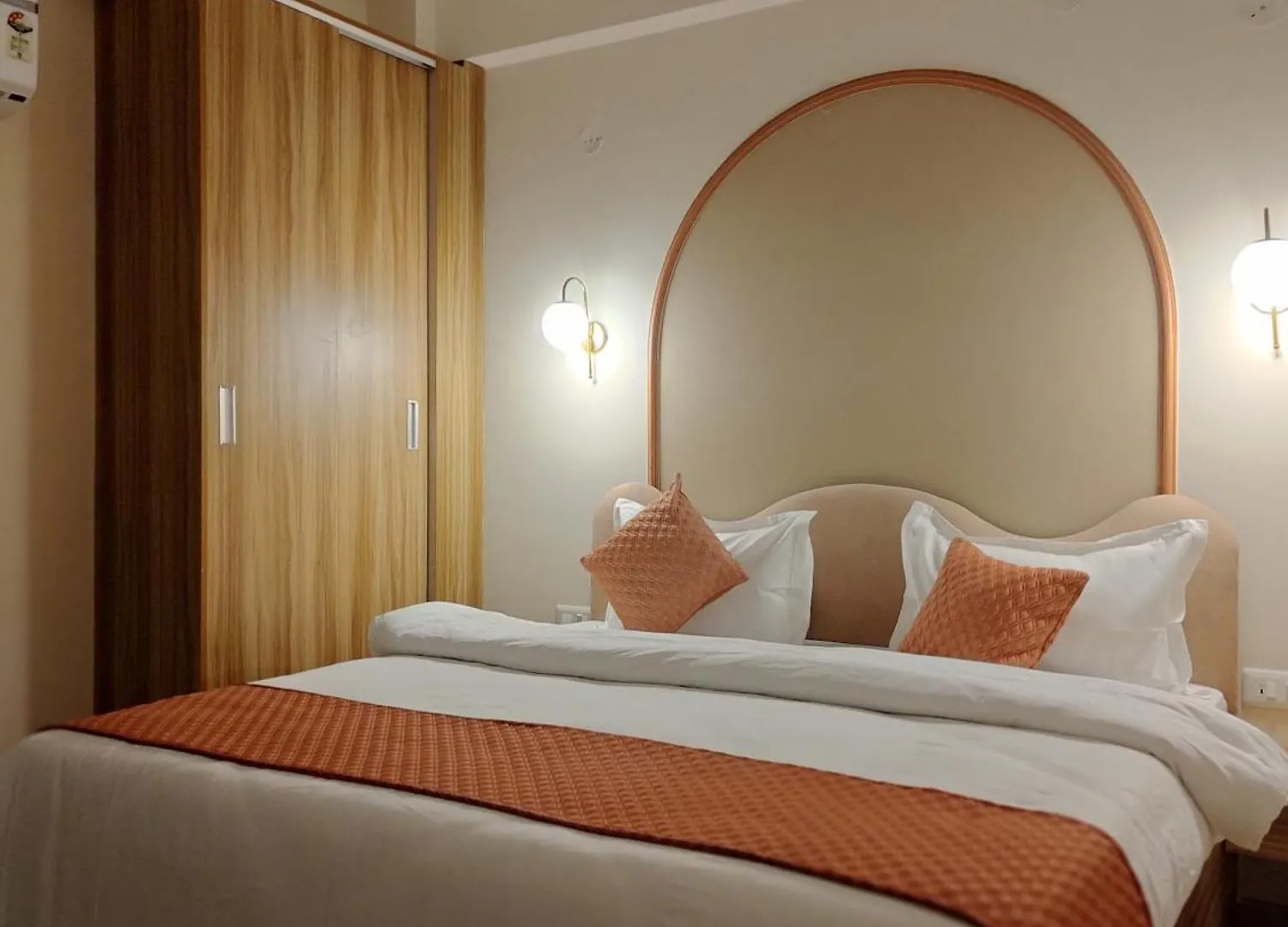 Bed and Breakfast Aaram Luxury Living Gurgaon
