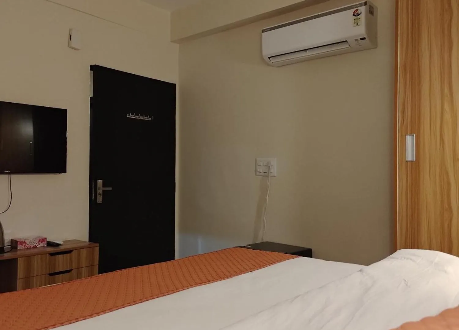 Bed and Breakfast Aaram Luxury Living Gurgaon 0*,  India